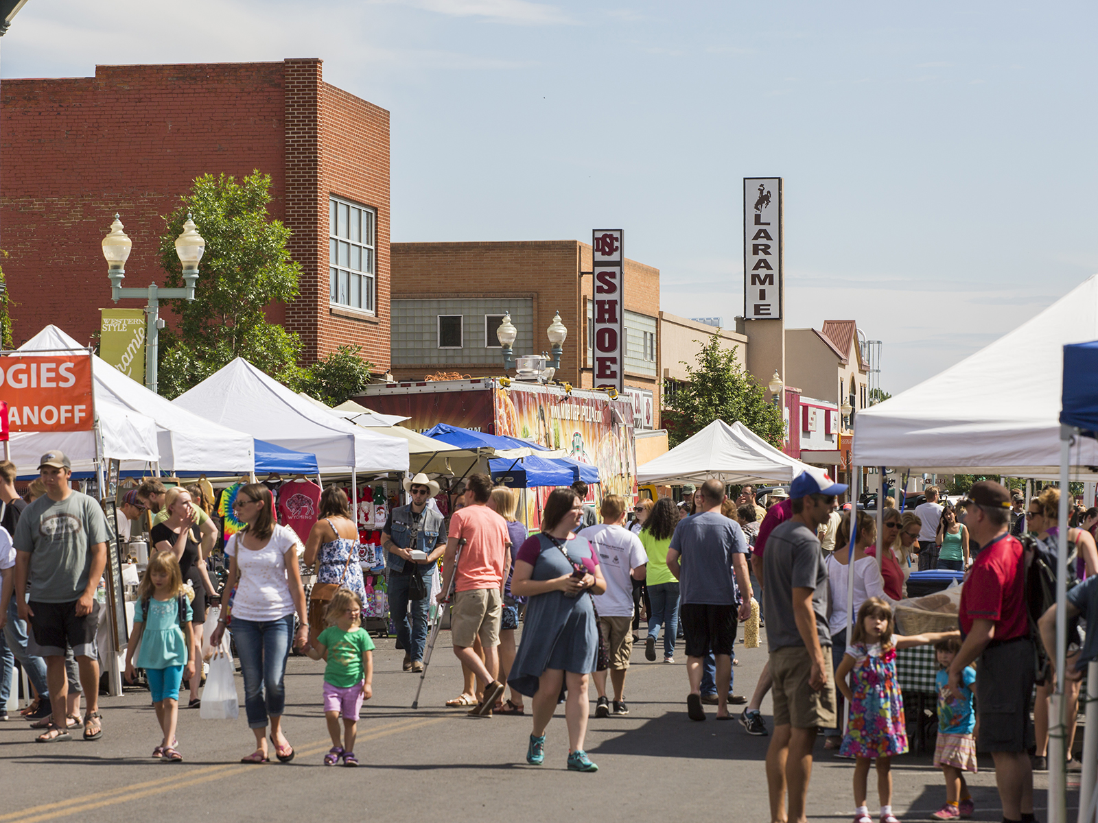 People at a farmers’ market in Laramie