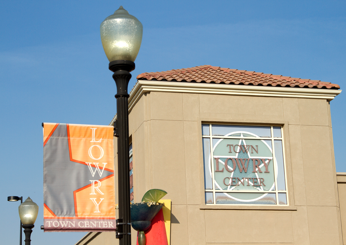 Neighborhood Guide Lowry Field 5280