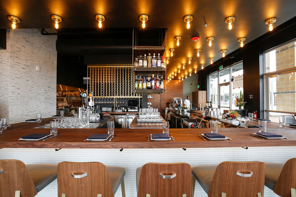 Concourse Restaurant Moderne bar