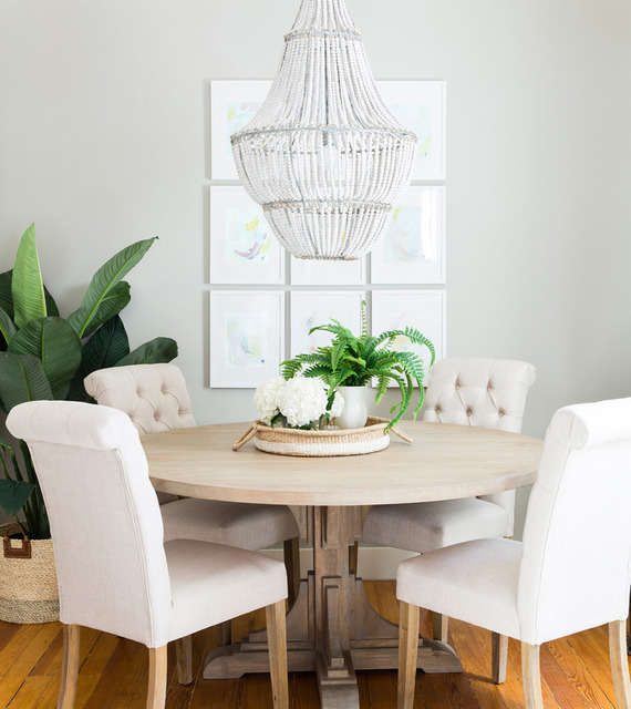 Bachelor dining room