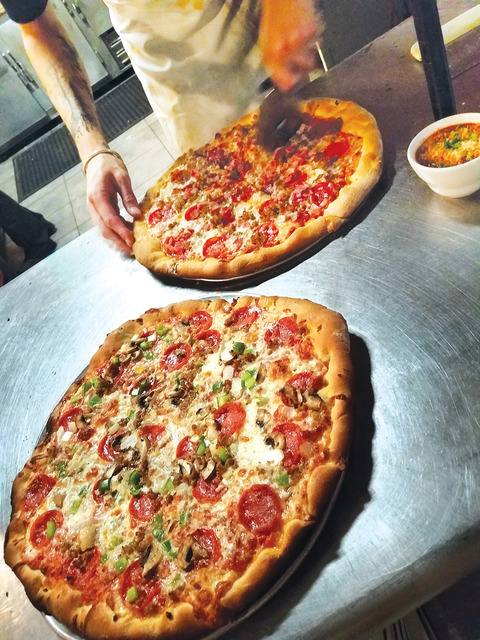 Carellis Pizzeria & Pasta