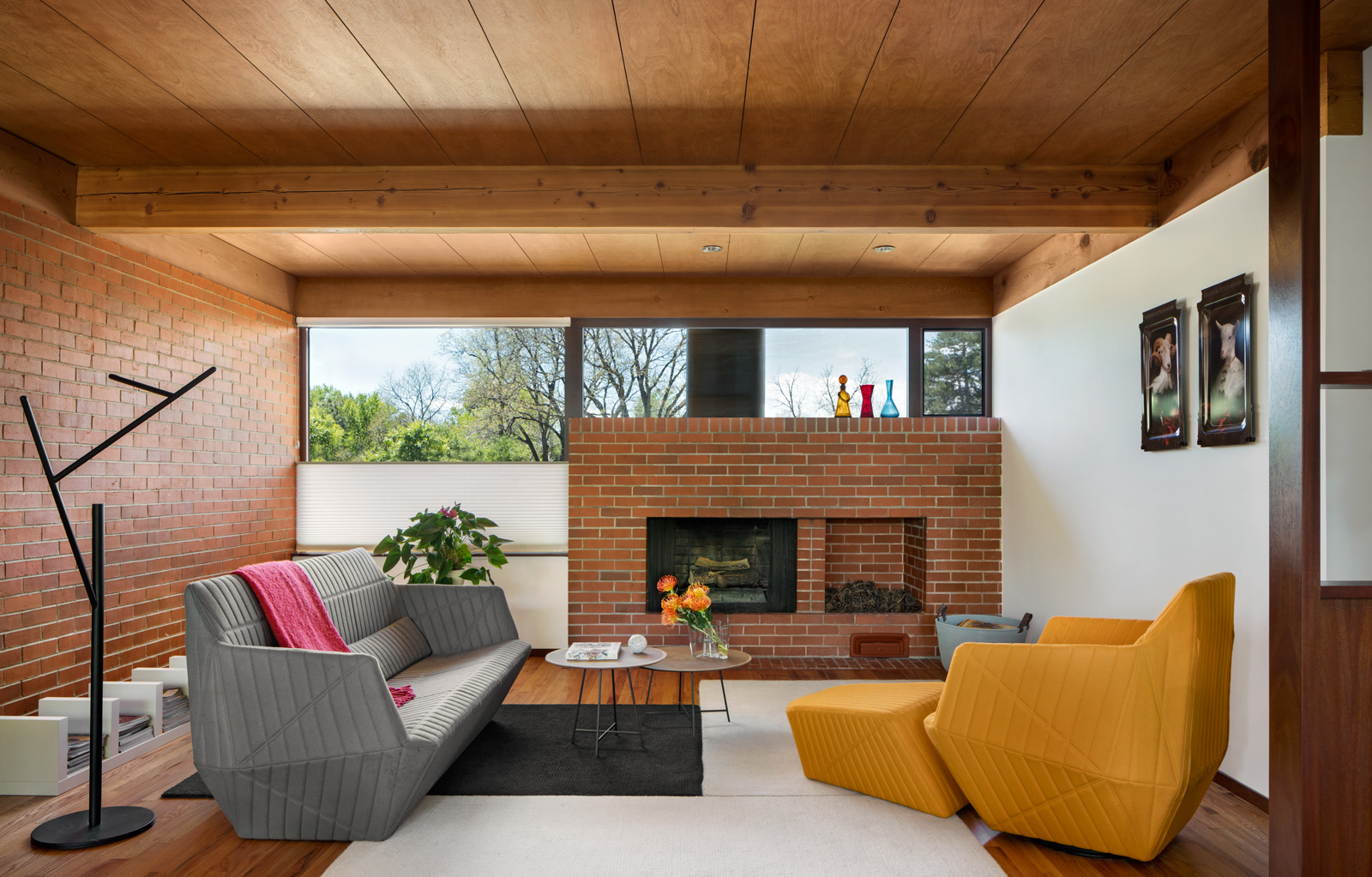 Arapahoe-Living-Room