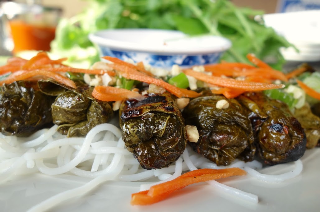 Long Shots Bar & Grill