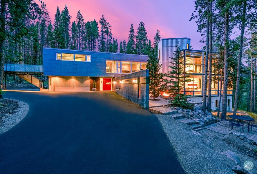 seventh heaven front exterior