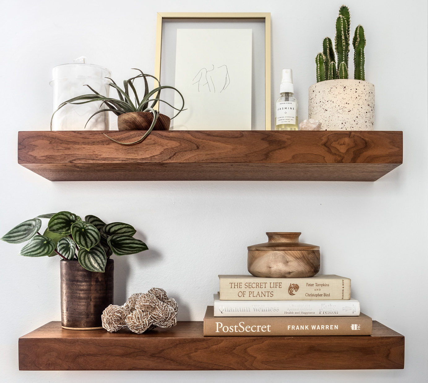 secret-bathroom-details