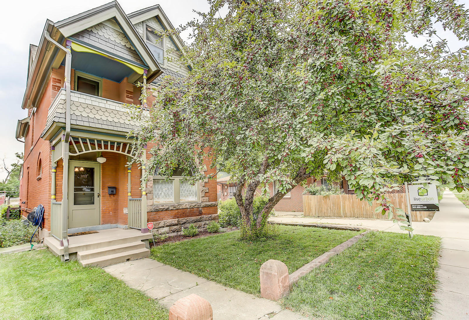 2222 Irving front exterior Photo courtesy of Live Urban Real Estate