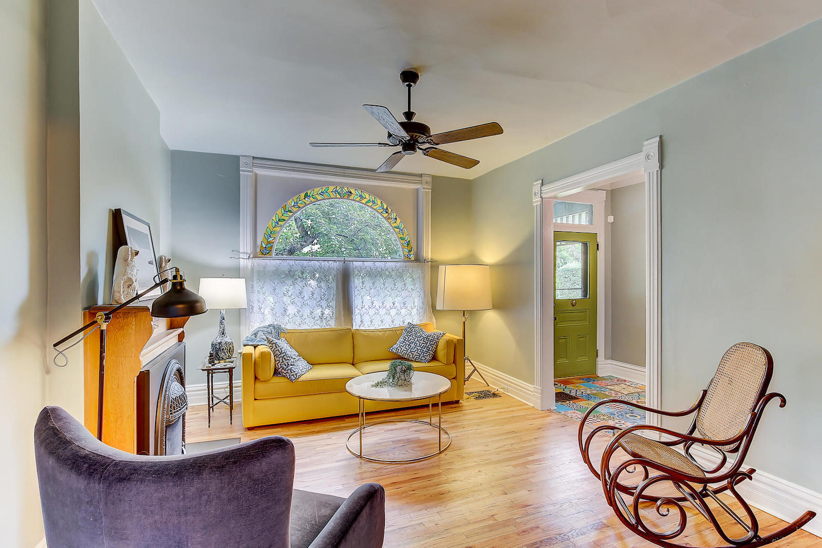 2222 Irving living Photo courtesy of Live Urban Real Estate