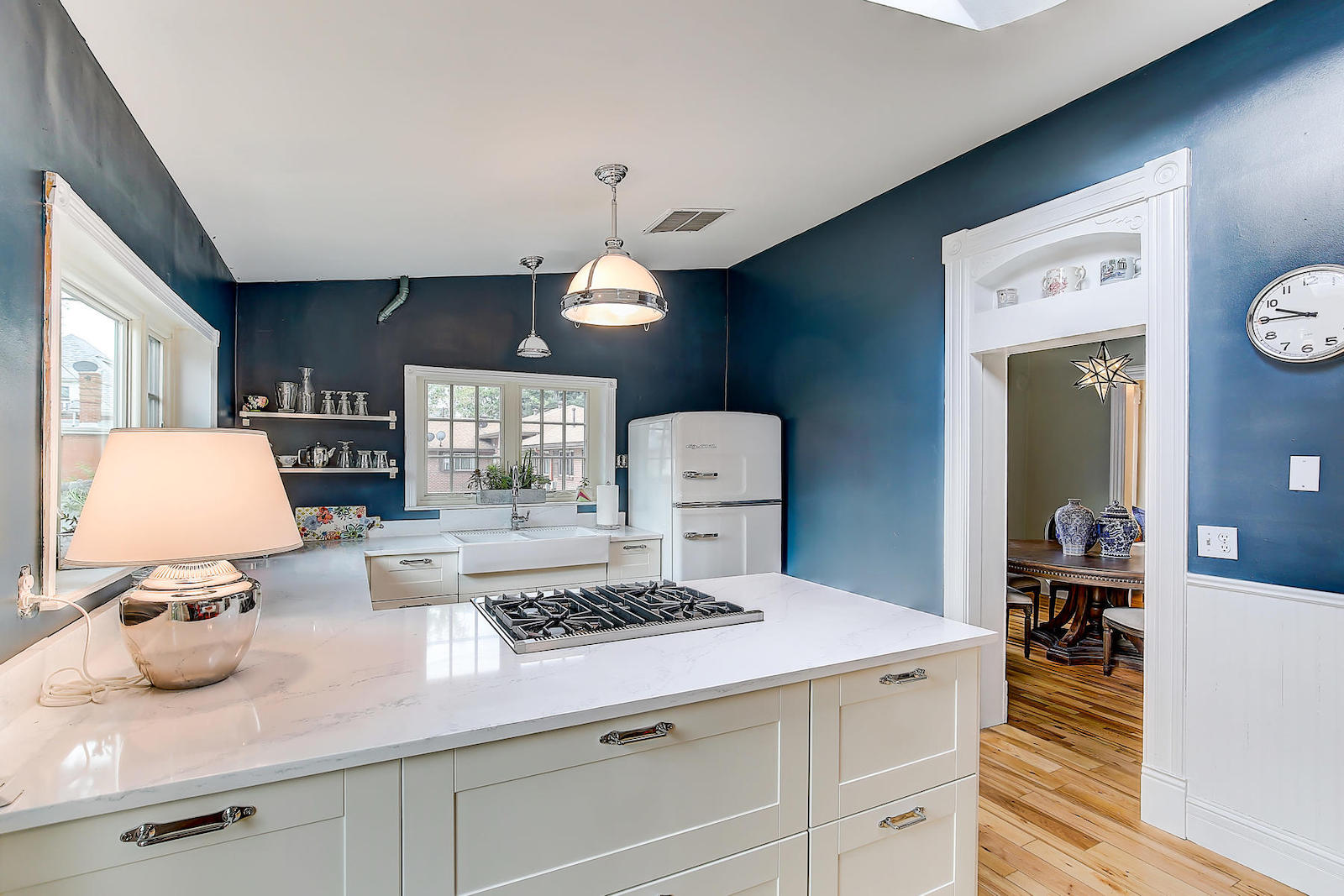 2222 Irving kitchen Photo courtesy of Live Urban Real Estate