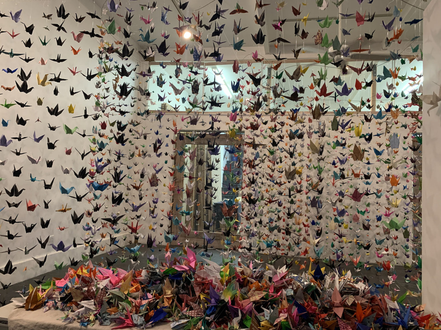 10 000 Origami Cranes Honoring COVID 19 Victims Land In Boulder