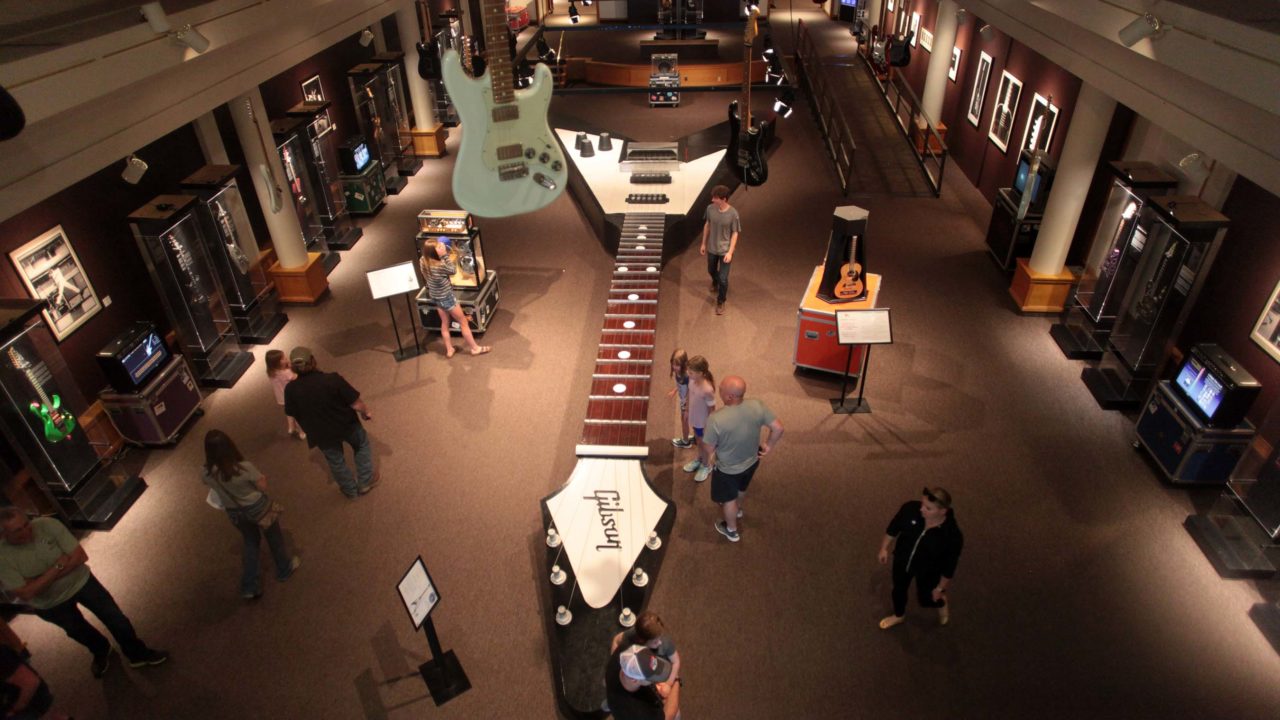 A 40-foot long Gibson guitar at the museum exhibit