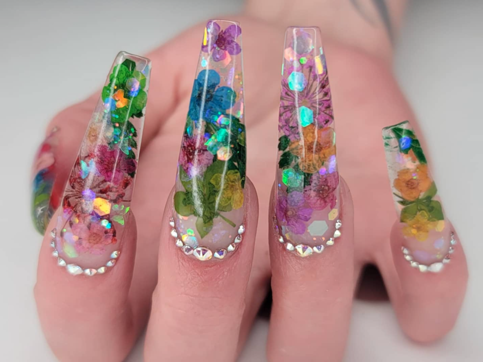 Floral nails embellished with crystals