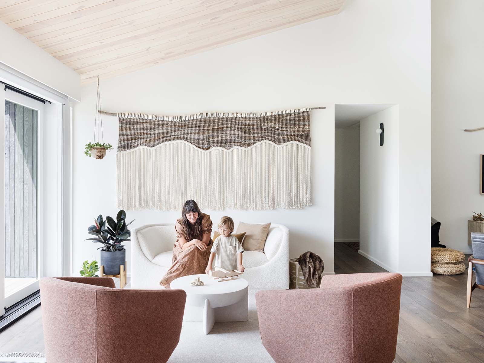 A Boulder Ranch with Rotting Siding and an Overgrown Lawn Becomes an Artist's Haven - Vimarsana News