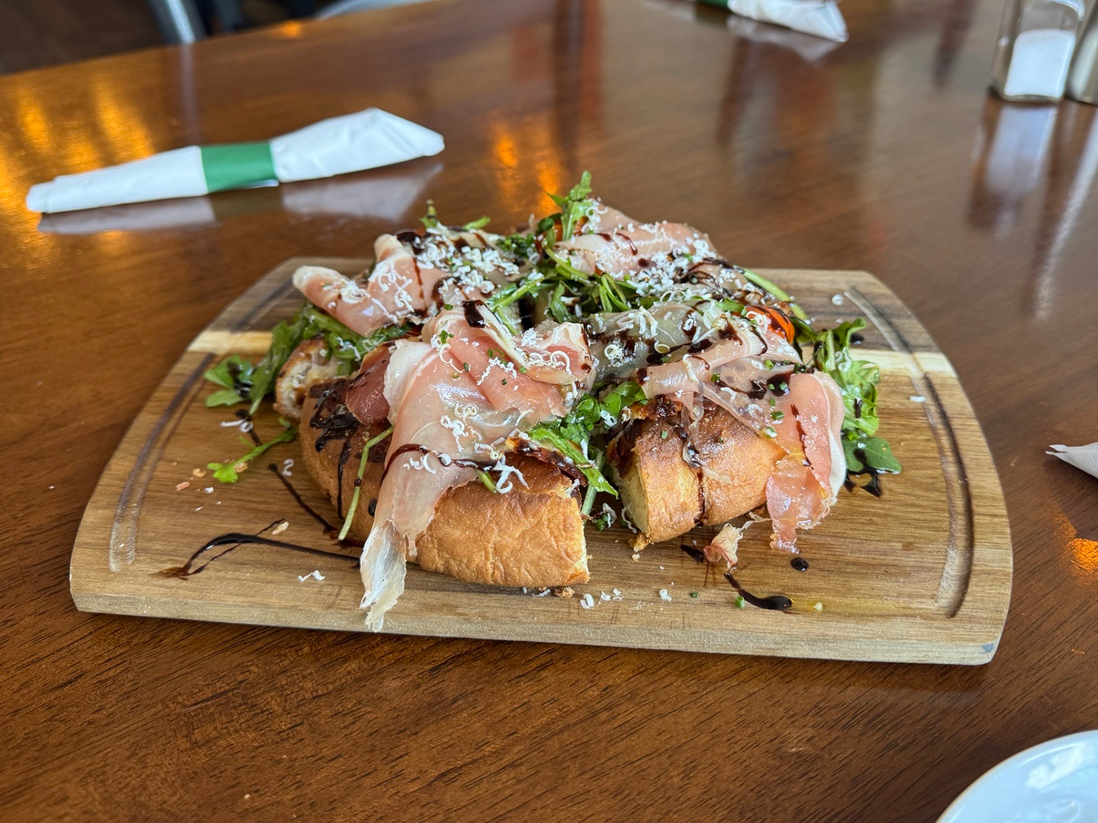 One of the puffy pizzas served at Il Forno Di Tutti