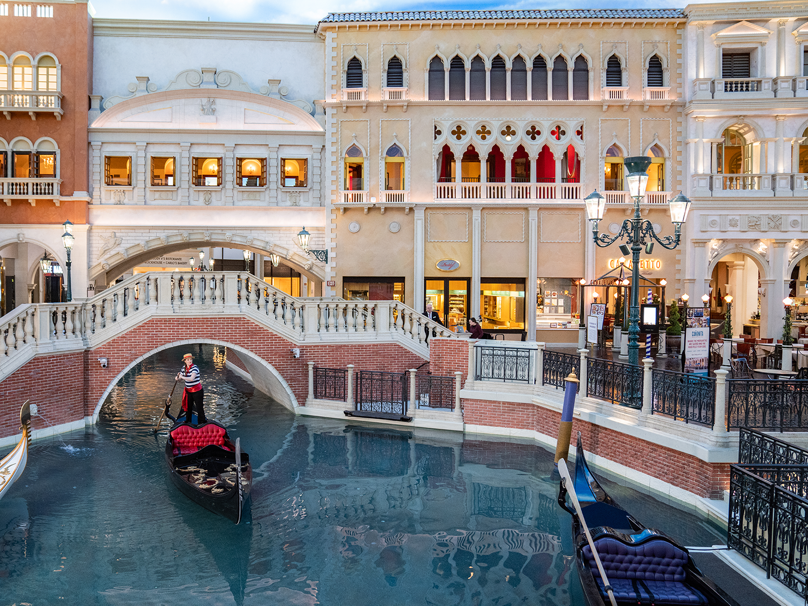 Woman paddles a gondola at Las Vegas Venetian Resort
