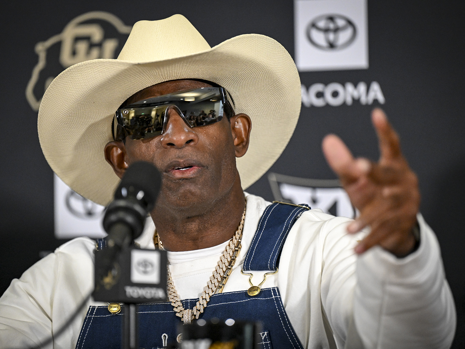 Deion Sanders wearing a cowboy hat