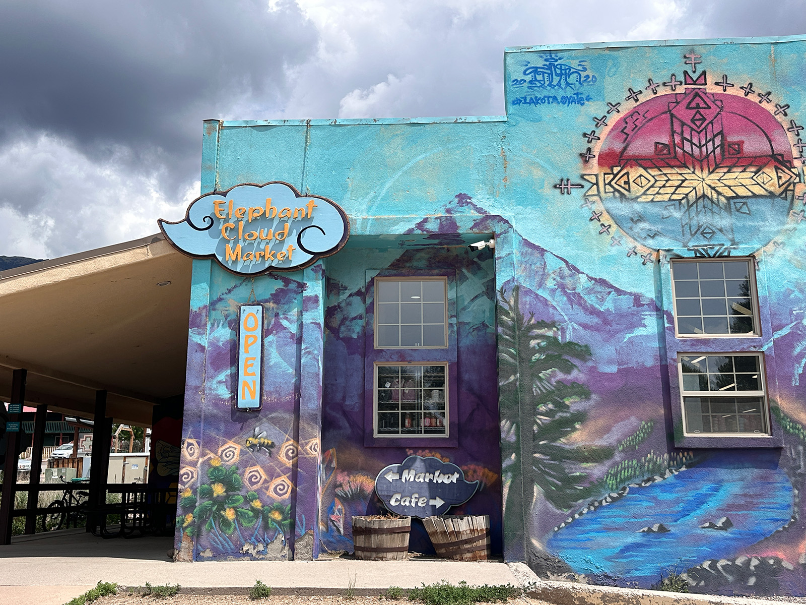 Exterior of Elephant Cloud Market