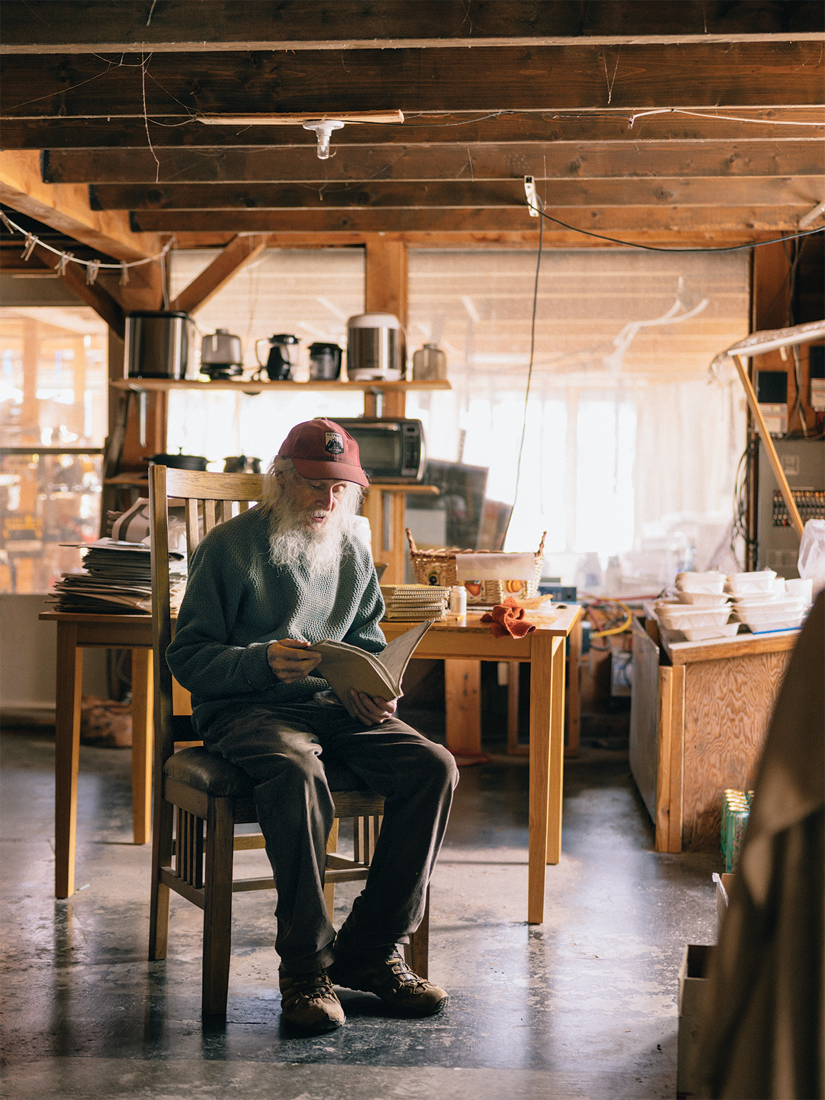 Billy Barr reads from an old notebook