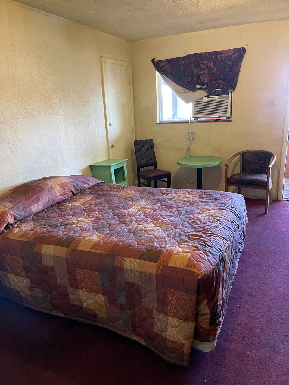 A room at La Vista Motel before it was renovated