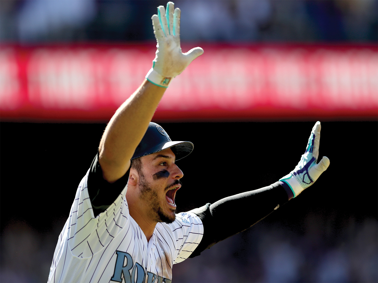 Nolan Arenado hits a walk-off in 2017