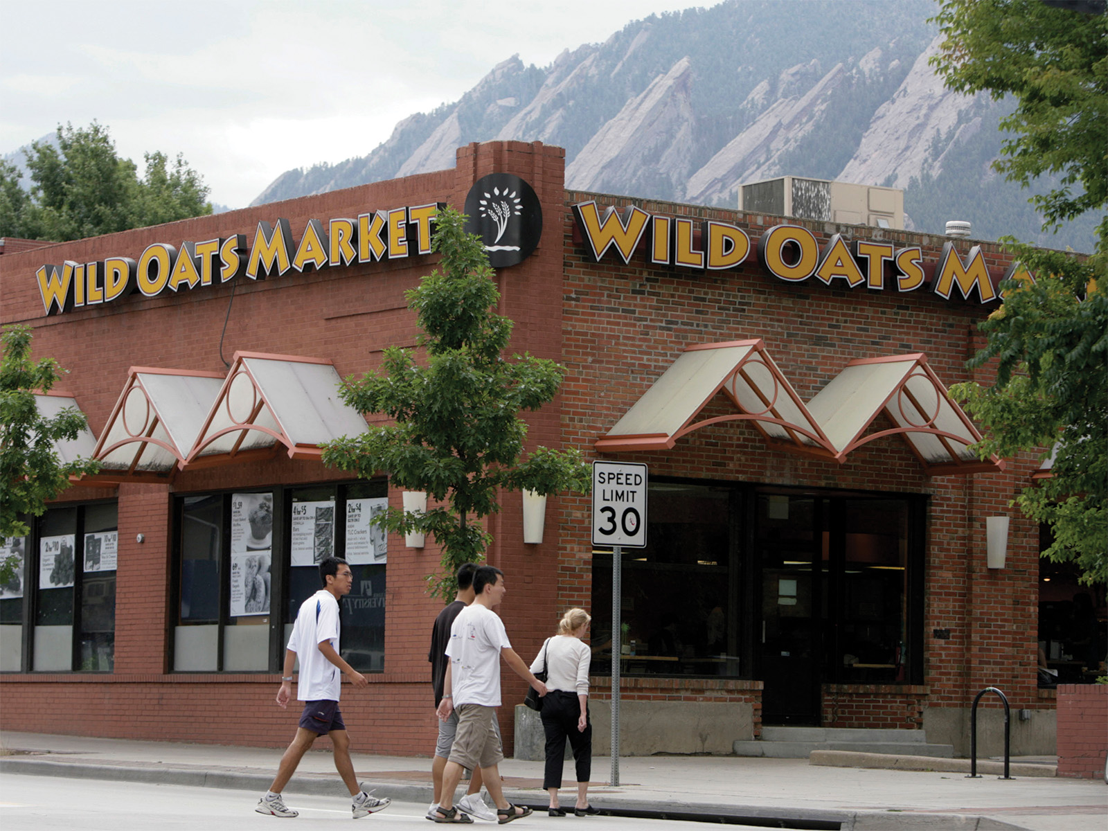 Wild Oats Market in Boulder in front of the Flatirons