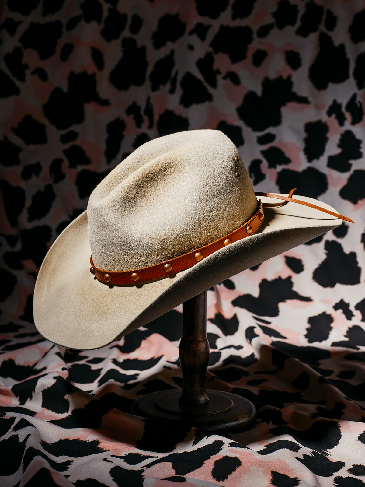 A tan cowboy hat from Kemo Sabe