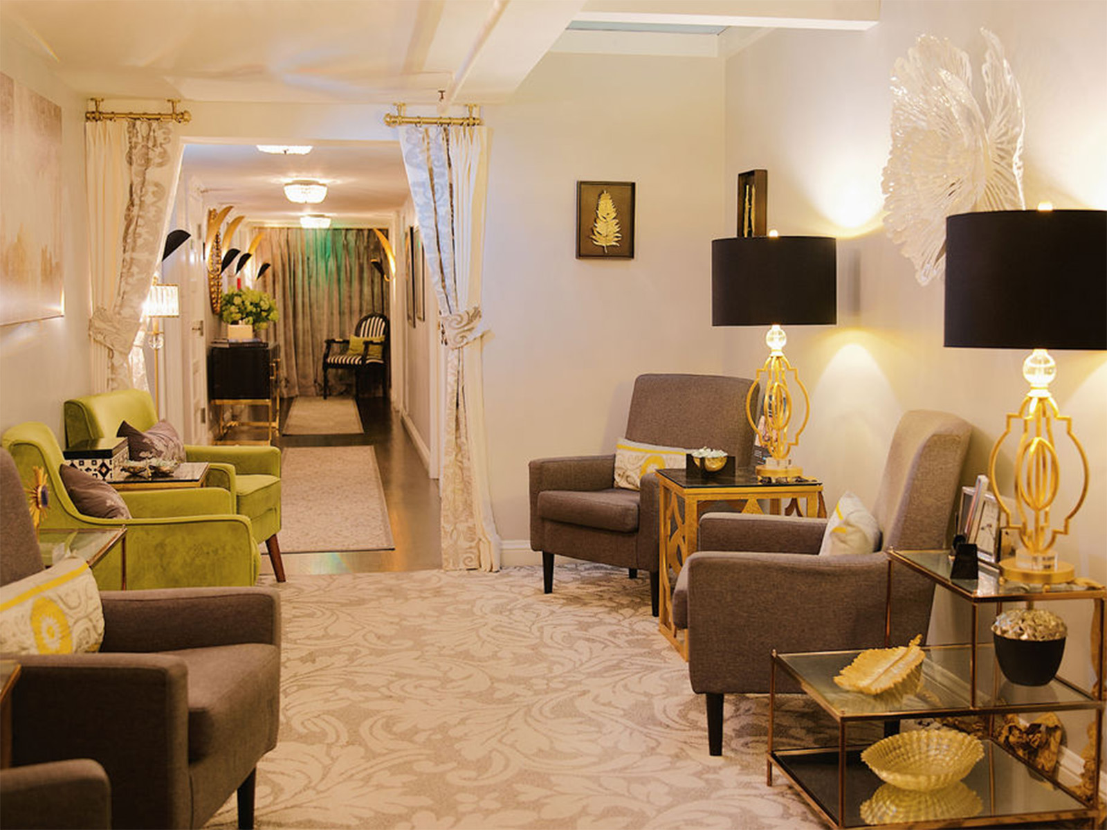 A lounge in the Oxford Spa