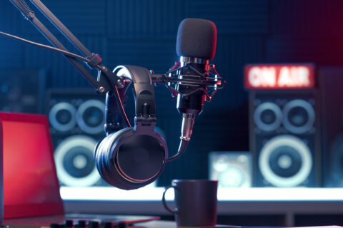 Radio mic and headphones