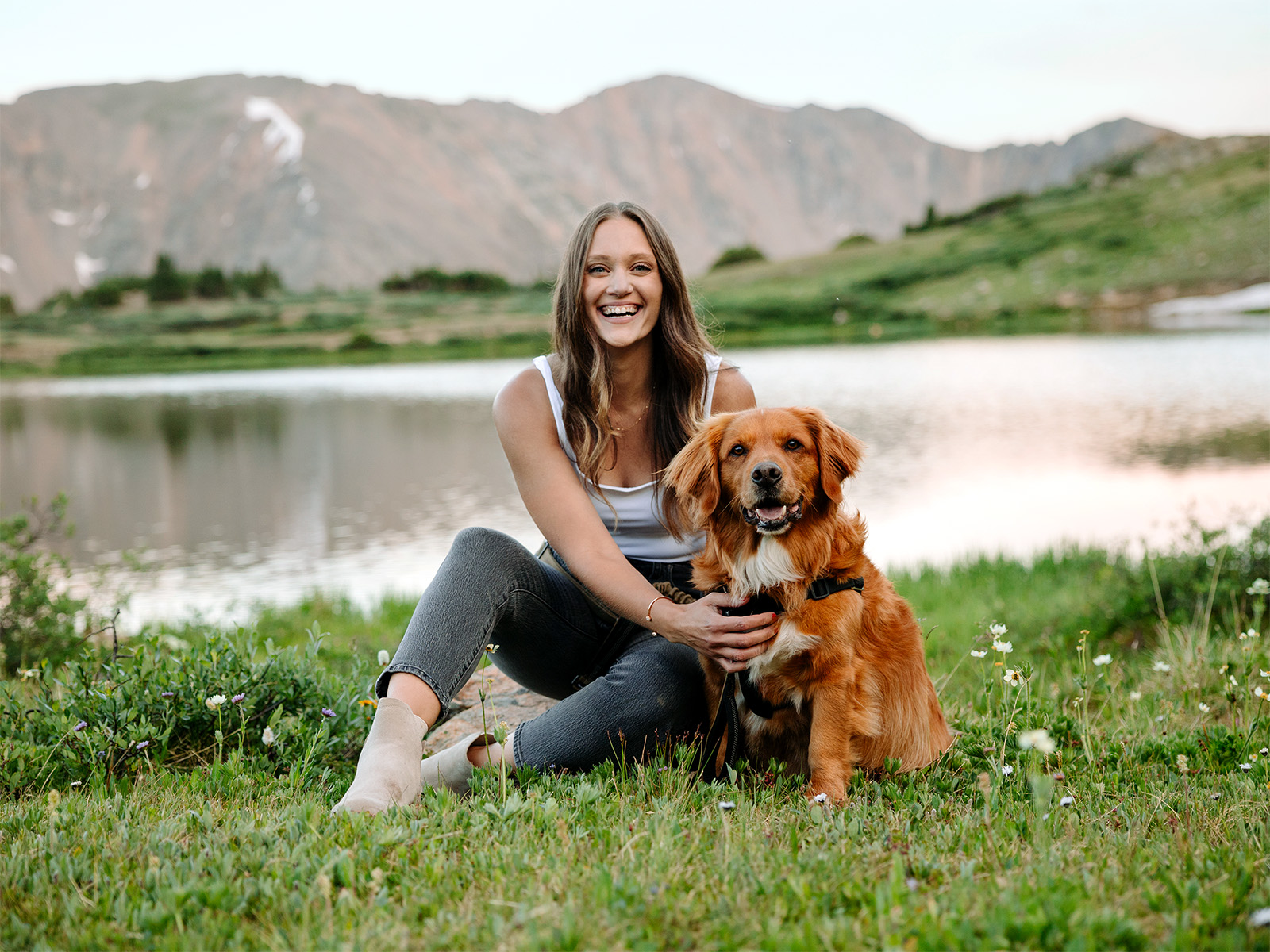 Gina Betters (@denverdogguide on Instagram) and her dog Charley